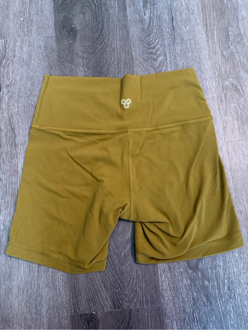 Aritzia TnActive Olive Green butter High-Waist Women's biker Shorts